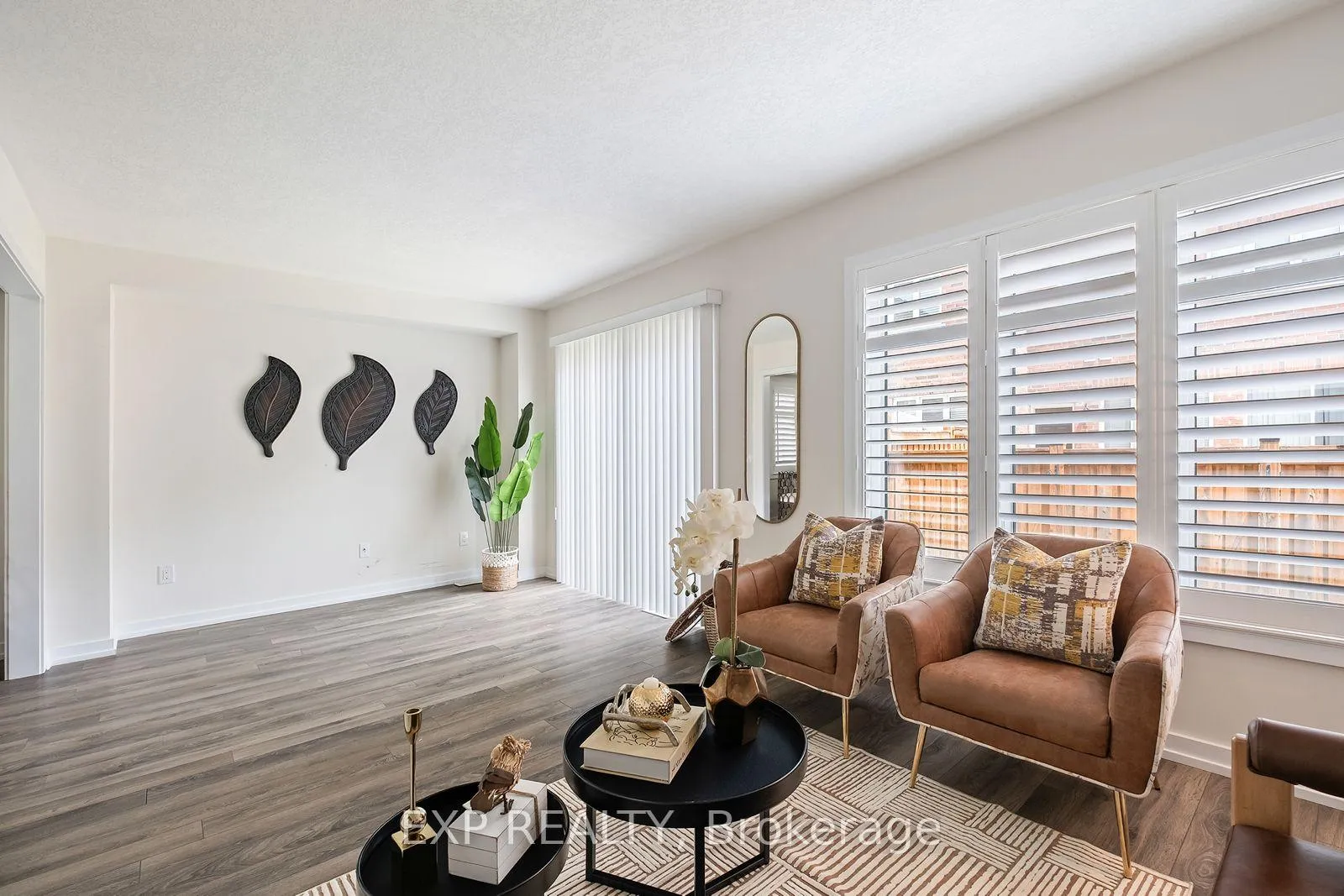 Photo 9 of 21 Hoover Road, Brampton, Northwest Brampton — HOMEH