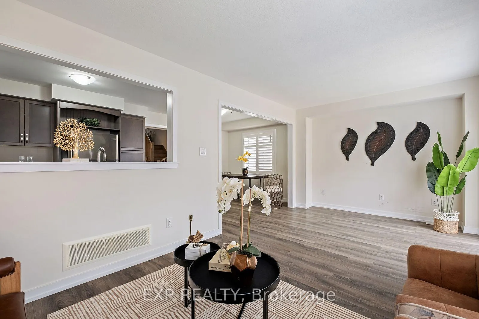 Photo 13 of 21 Hoover Road, Brampton, Northwest Brampton — HOMEH
