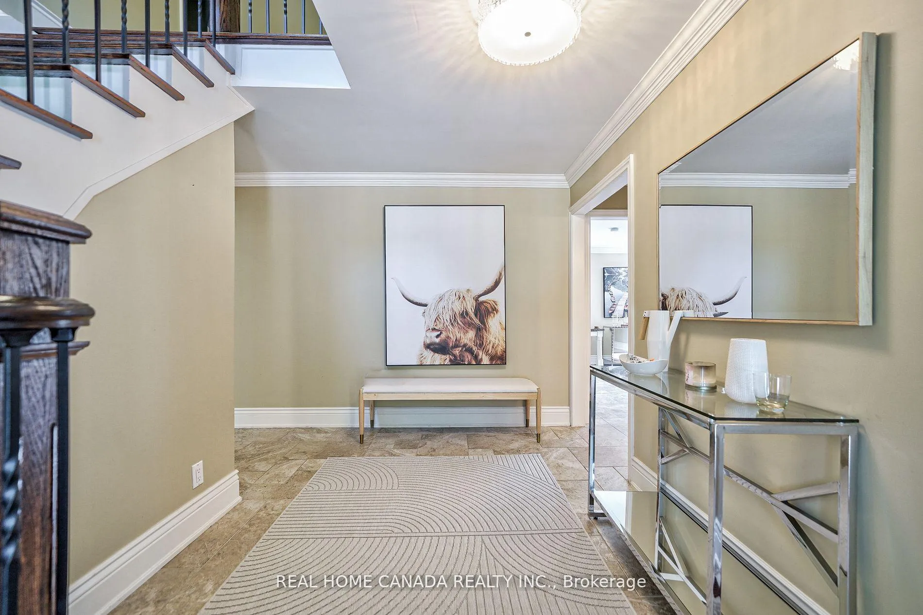 Photo 5 of 82 Arkendo Drive, Oakville, Ford — HOMEH