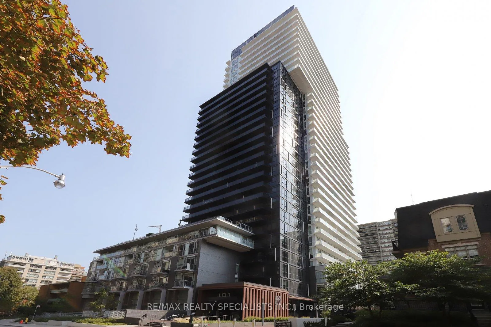 Photo 1 of Unit 417, 101 Erskine Avenue, Toronto, Mount Pleasant West — HOMEH