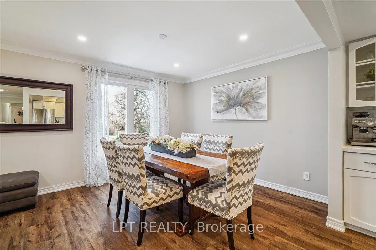 Photo 14 of 26 Wright Crescent S, Caledon, Bolton North — HOMEH