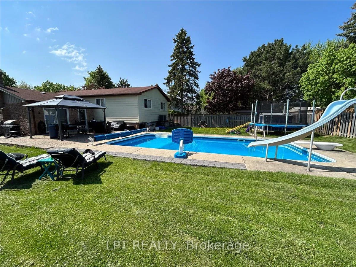 Photo 42 of 26 Wright Crescent S, Caledon, Bolton North — HOMEH