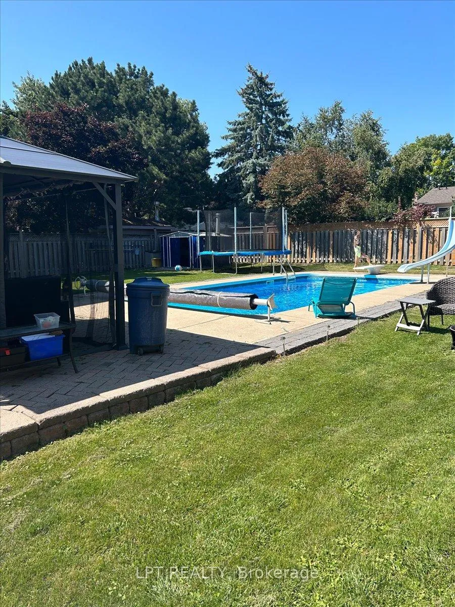 Photo 44 of 26 Wright Crescent S, Caledon, Bolton North — HOMEH