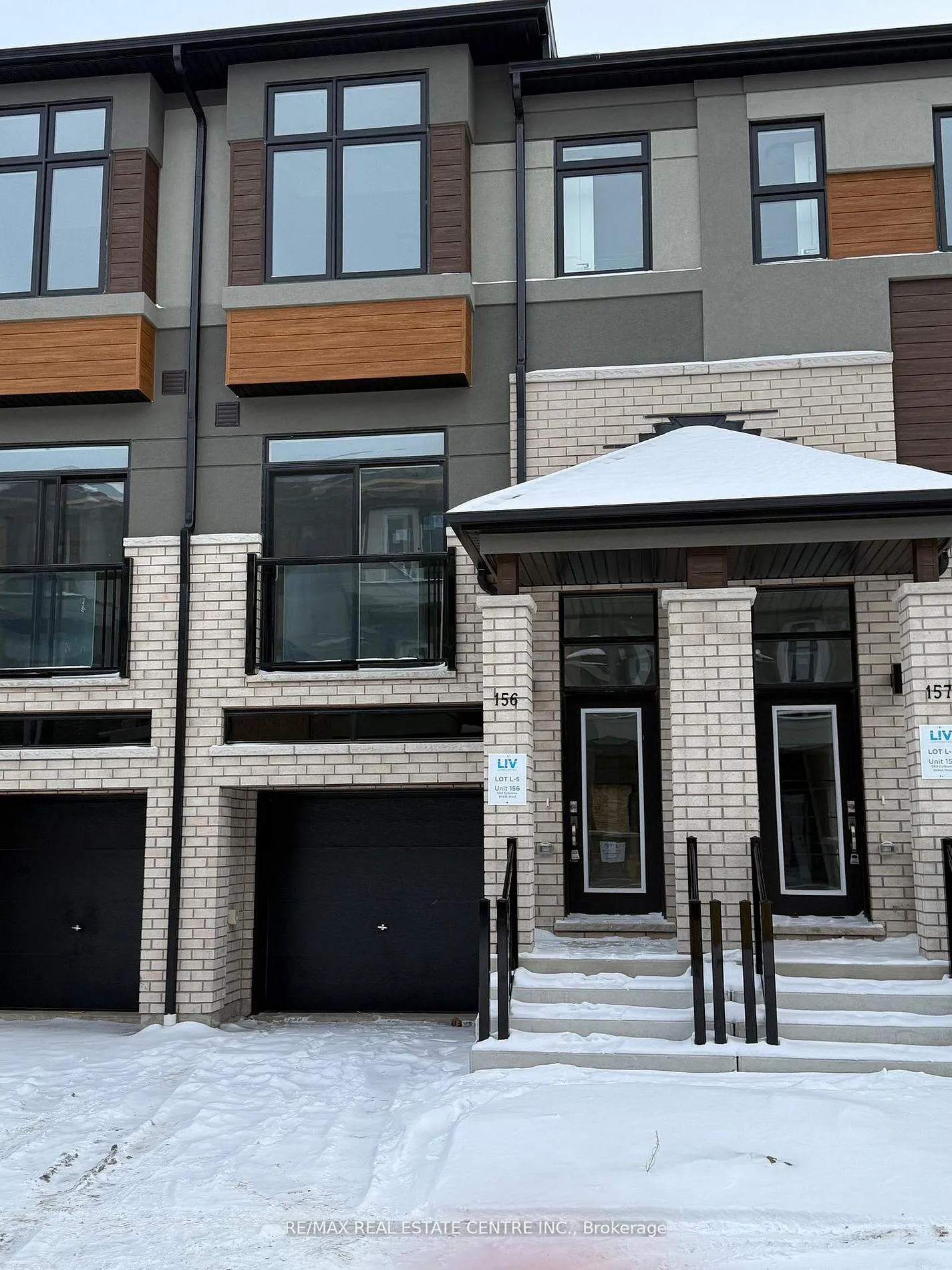 Front of Unit 156, 660 Colborne Street W