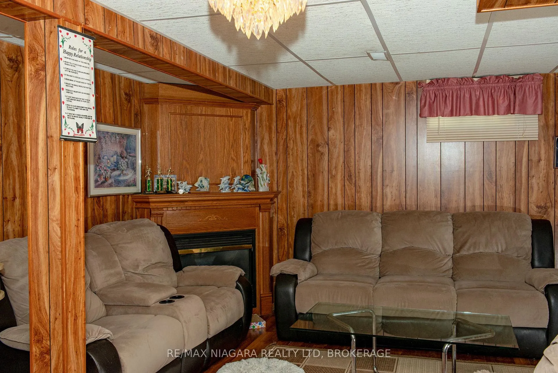 Photo 16 of 38 Roehampton Drive, St. Catharines, Carlton/Bunting — HOMEH