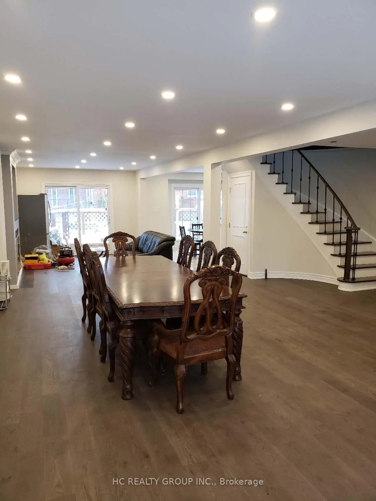 Photo 6 of Main 2 Barker Court, Markham, Sherwood-Amberglen — HOMEH