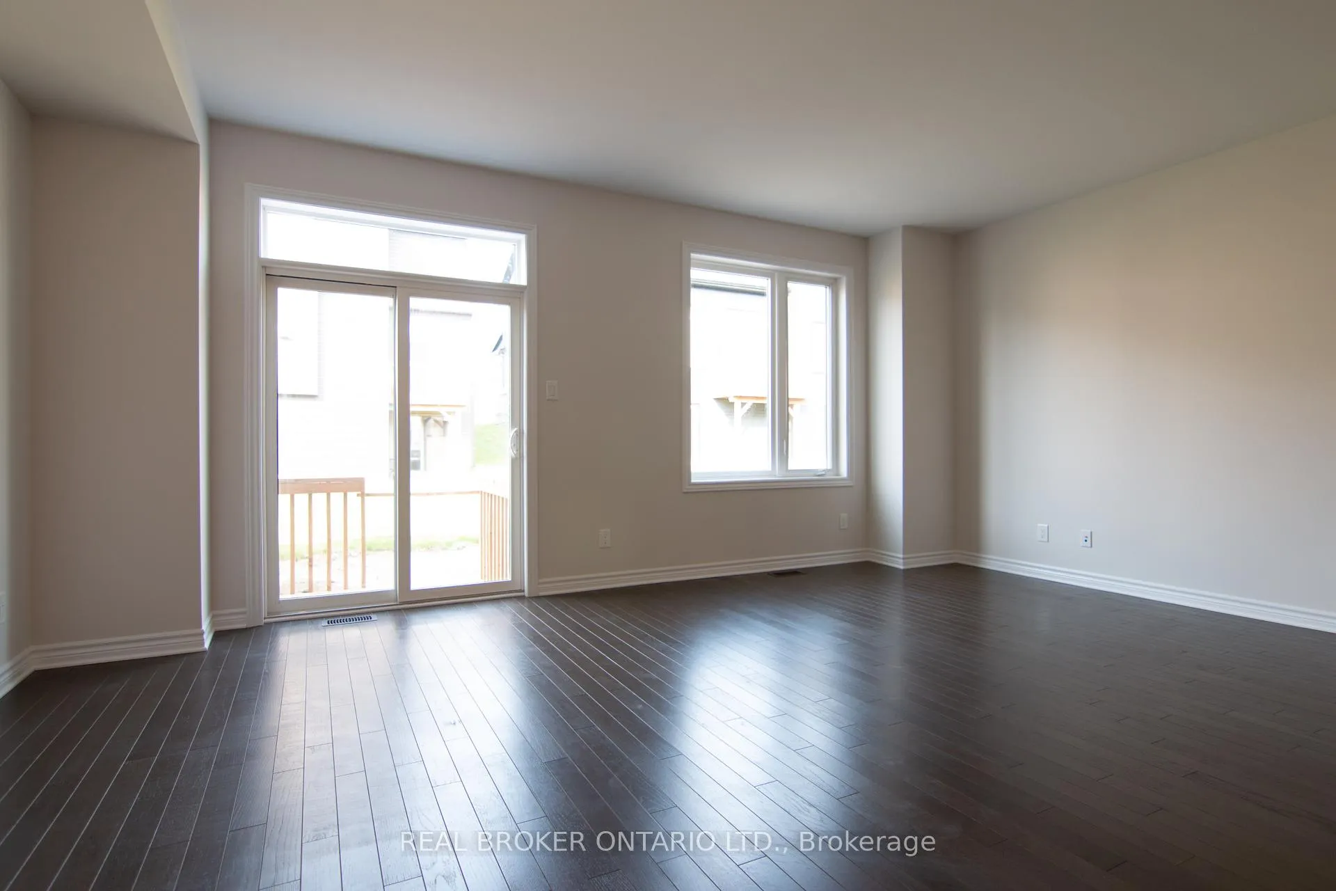 Photo 11 of 1022 Kijik Crescent, Ottawa, Blossom Park/Kemp Park/Findlay Creek — HOMEH