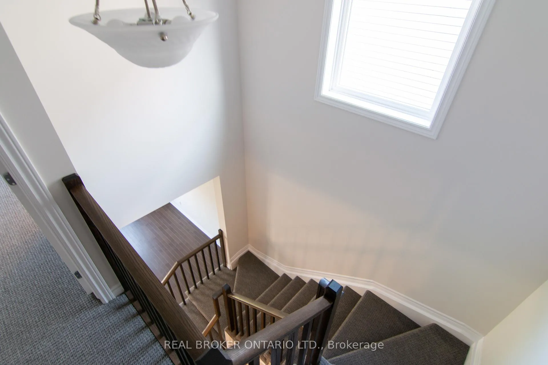 Photo 16 of 1022 Kijik Crescent, Ottawa, Blossom Park/Kemp Park/Findlay Creek — HOMEH