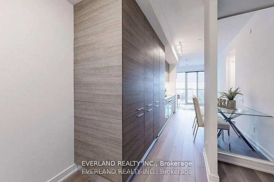 Photo 9 of Unit 4012, 3 Gloucester Street, Toronto, Church-Yonge Corridor — HOMEH