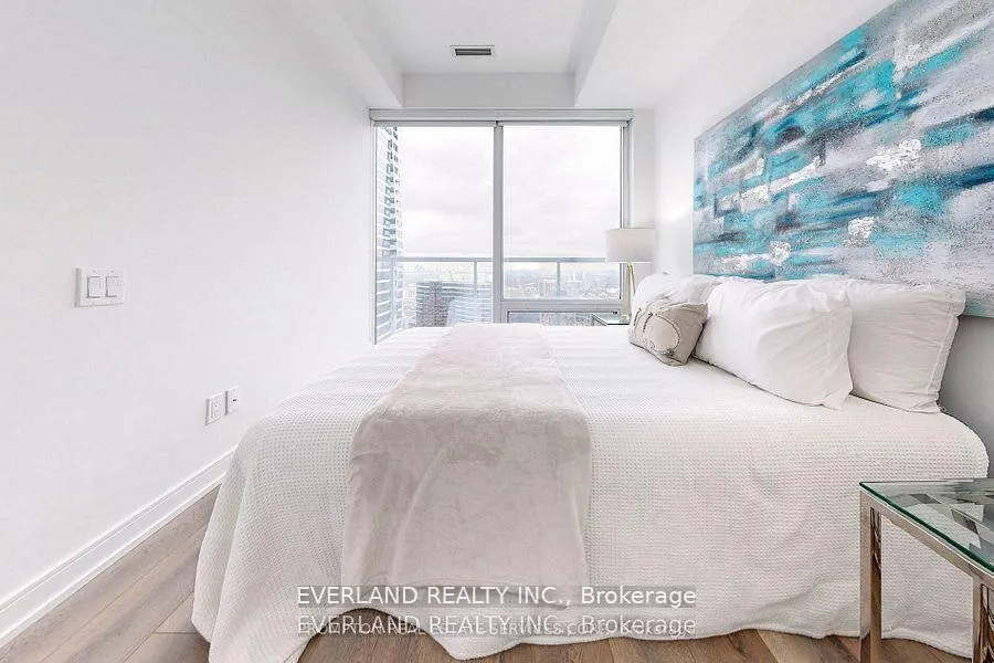 Photo 16 of Unit 4012, 3 Gloucester Street, Toronto, Church-Yonge Corridor — HOMEH