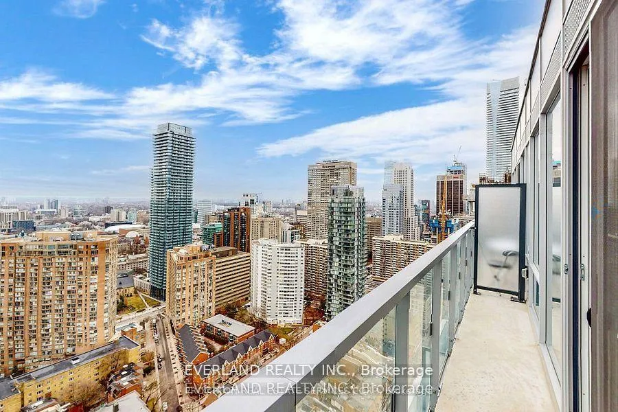Photo 19 of Unit 4012, 3 Gloucester Street, Toronto, Church-Yonge Corridor — HOMEH