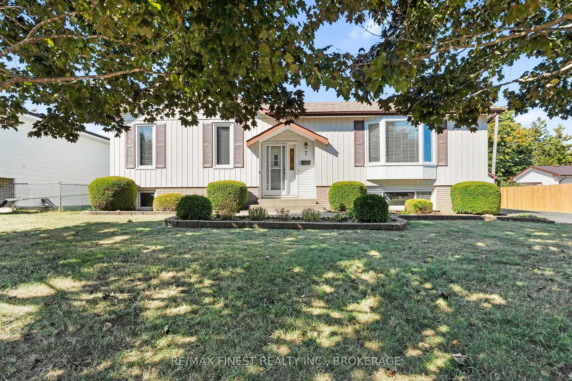 Photo 2 of 7 Huff Avenue, Loyalist, Amherstview — HOMEH