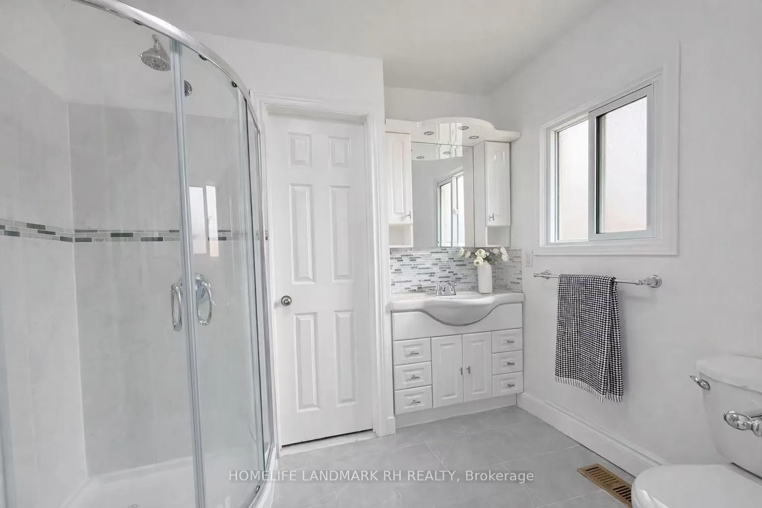 Photo 19 of 317 Sidney Street, Quinte West, Trenton Ward — HOMEH
