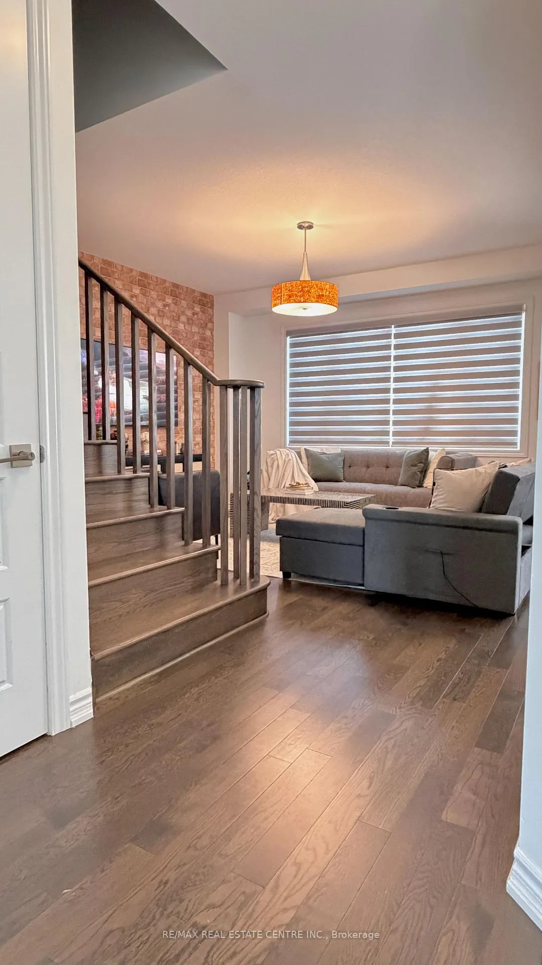 Photo 7 of 15 Charm Place, Thorold, Rolling Meadows — HOMEH
