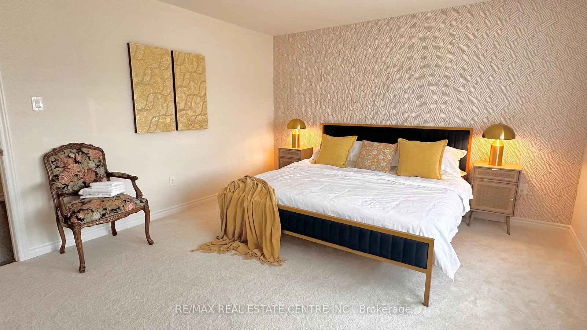 Photo 9 of 15 Charm Place, Thorold, Rolling Meadows — HOMEH