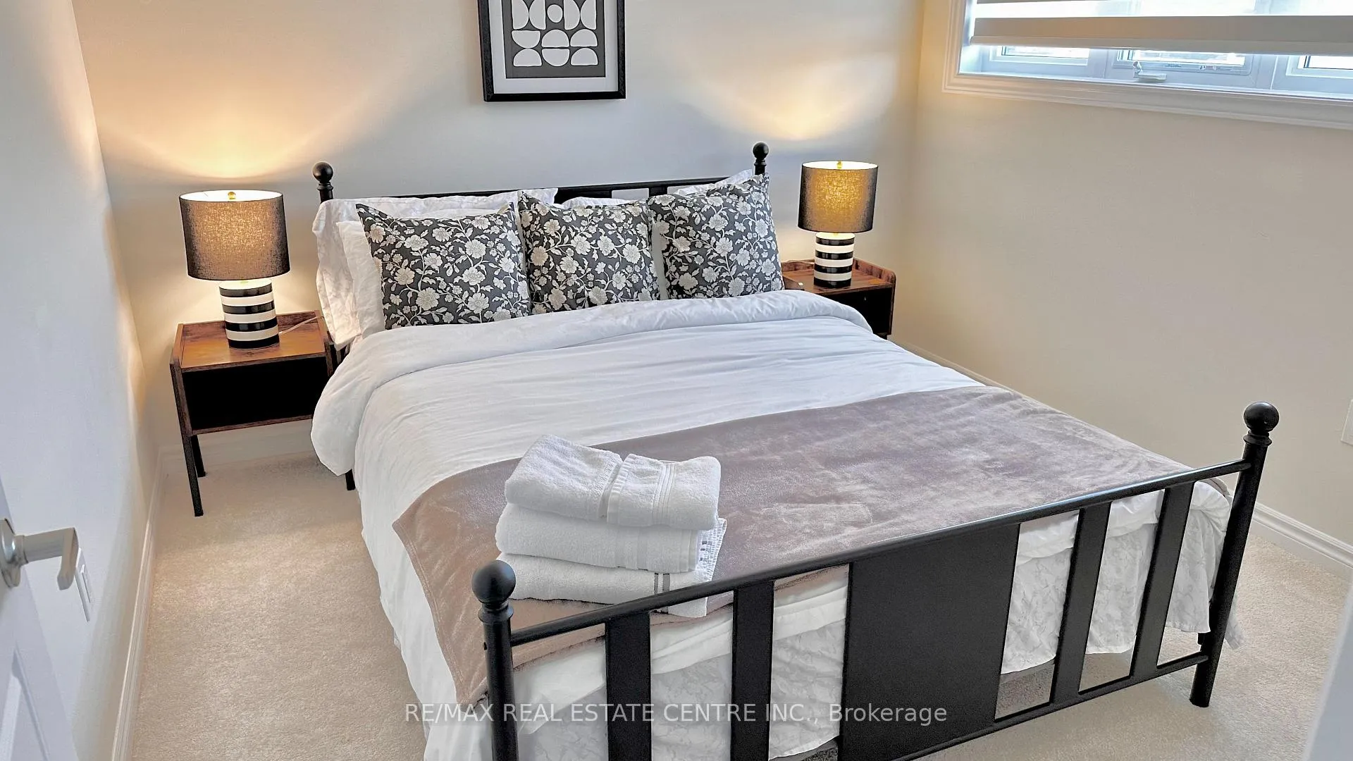 Photo 11 of 15 Charm Place, Thorold, Rolling Meadows — HOMEH