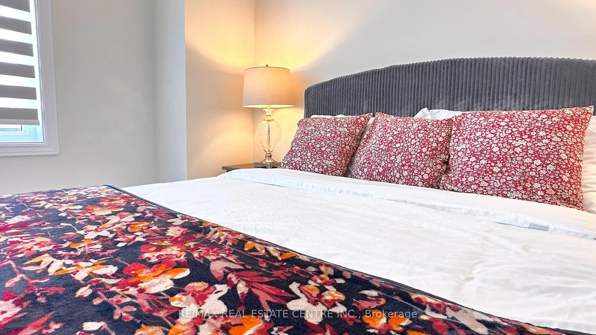 Photo 14 of 15 Charm Place, Thorold, Rolling Meadows — HOMEH