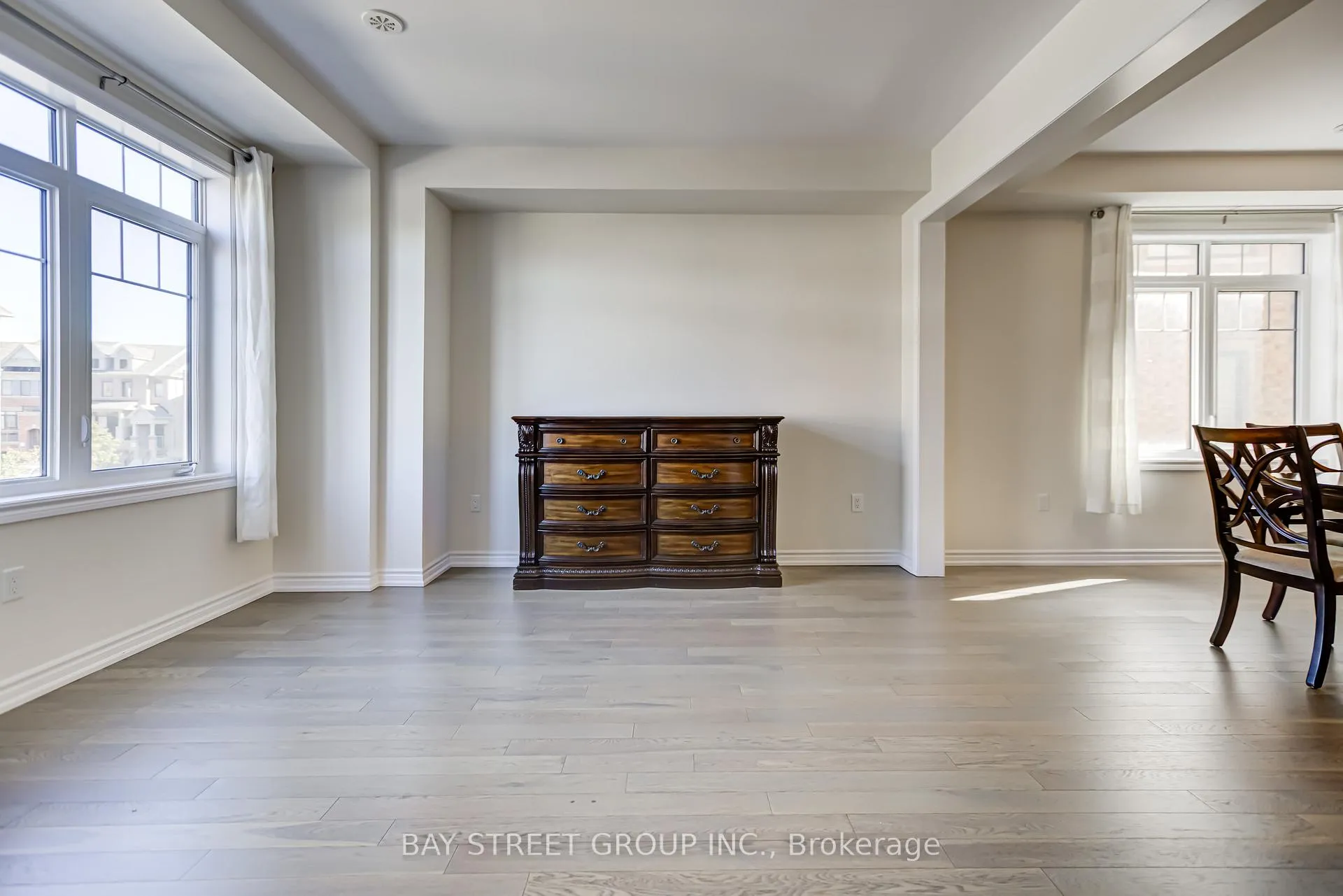 Photo 24 of 35 George Peach Avenue, Markham, Victoria Square — HOMEH