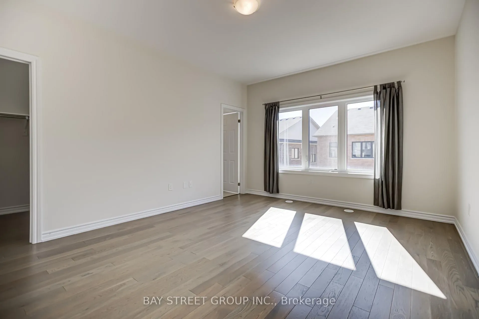 Photo 27 of 35 George Peach Avenue, Markham, Victoria Square — HOMEH