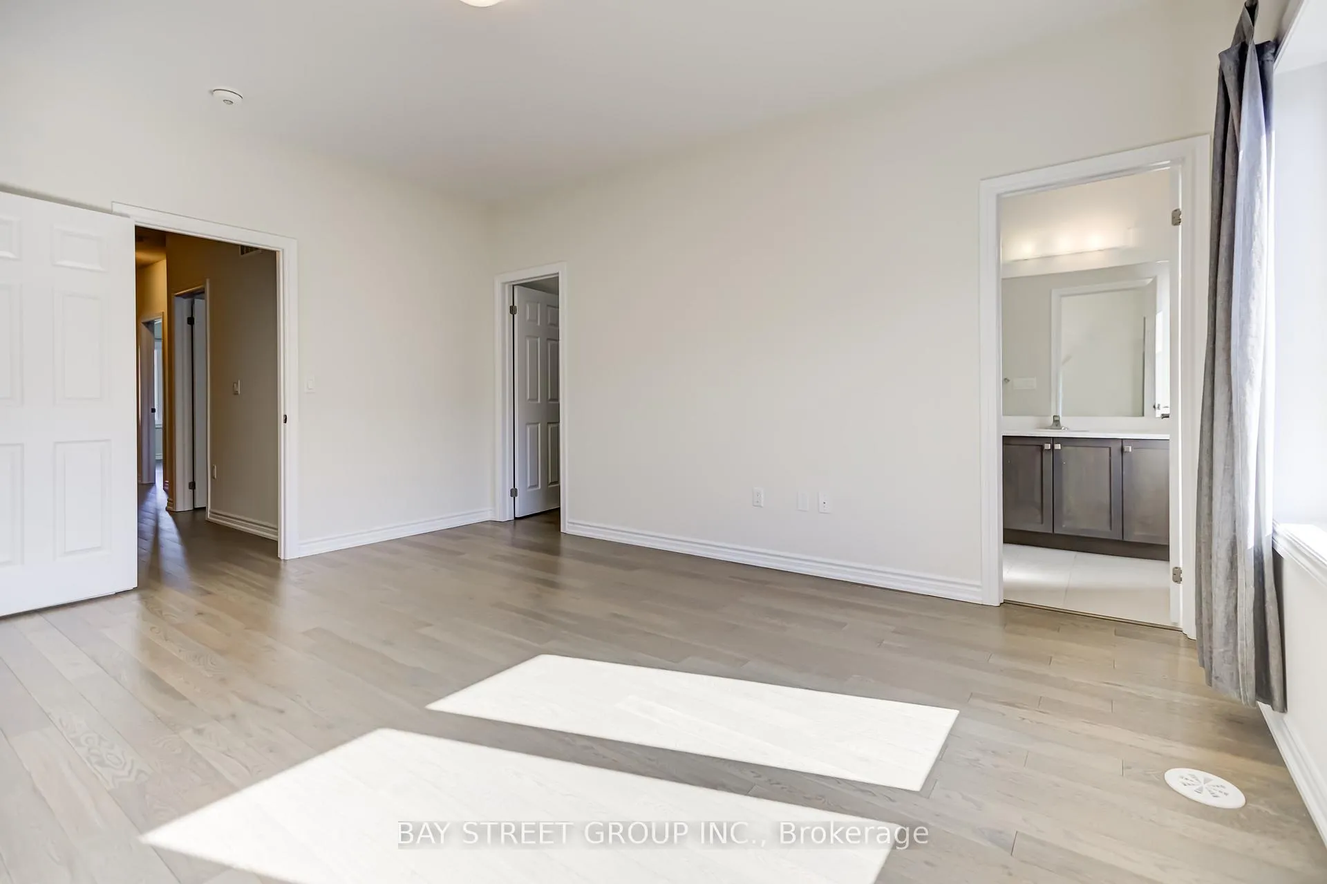 Photo 28 of 35 George Peach Avenue, Markham, Victoria Square — HOMEH