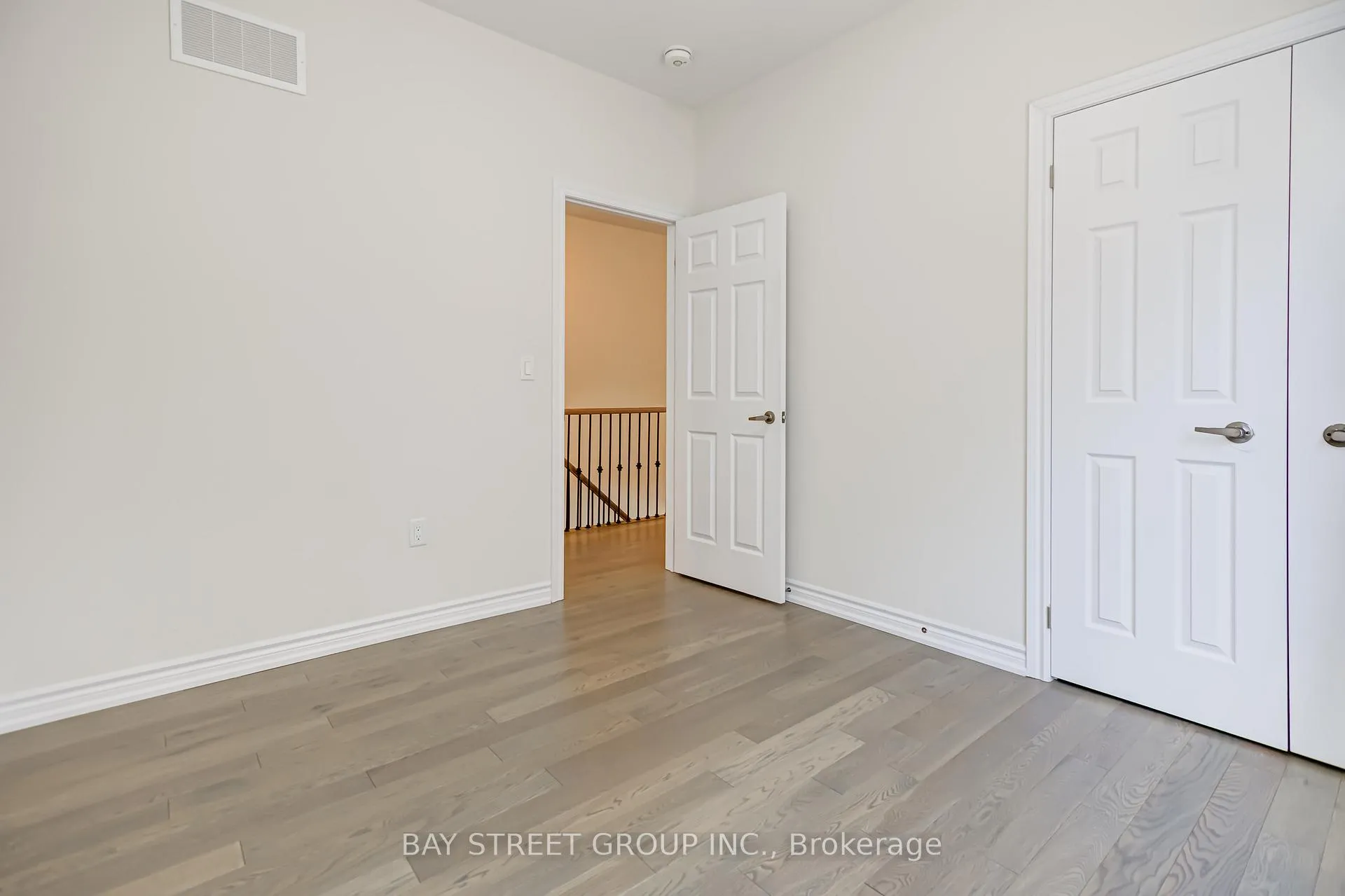 Photo 34 of 35 George Peach Avenue, Markham, Victoria Square — HOMEH