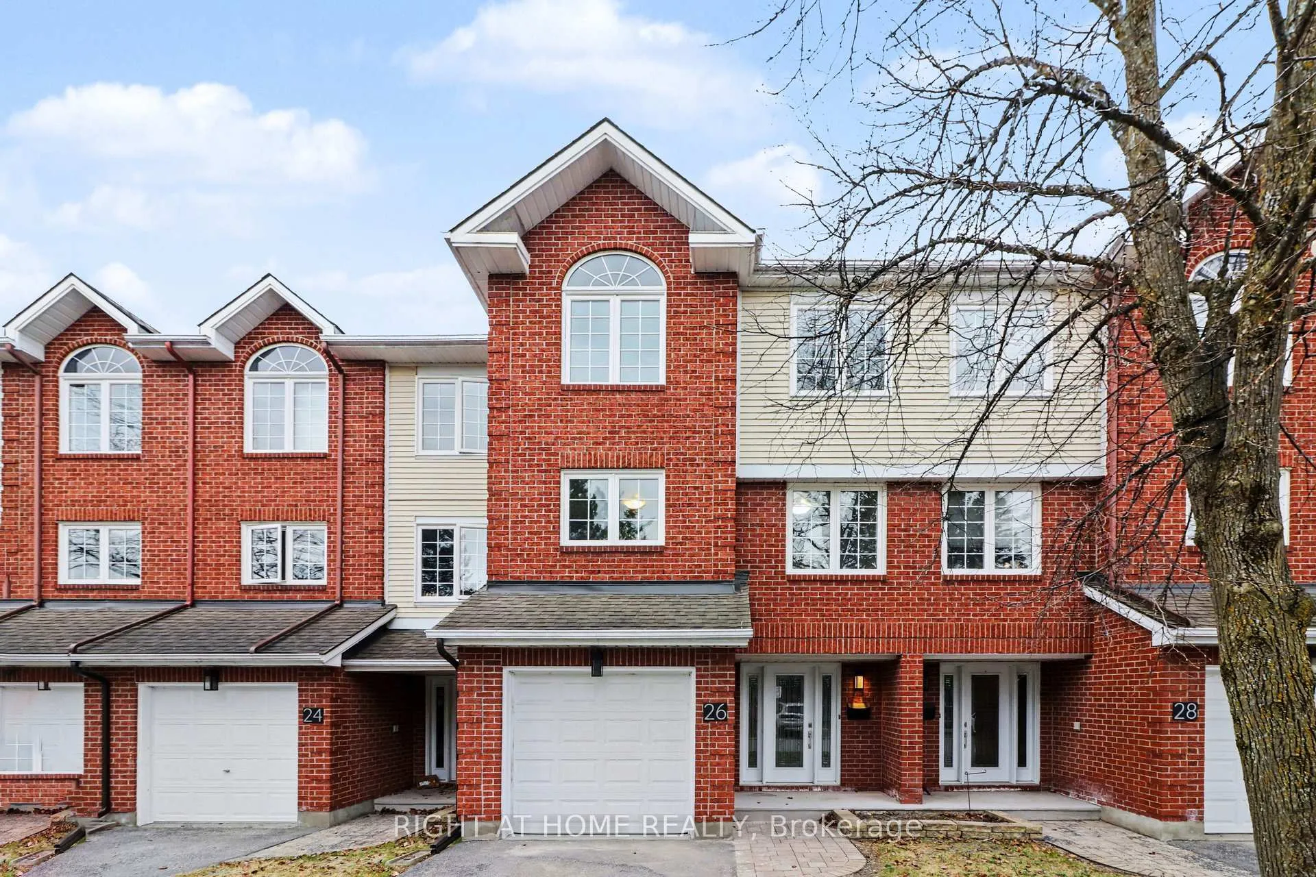 Front of Unit 29, 26 Wrenwood Crescent