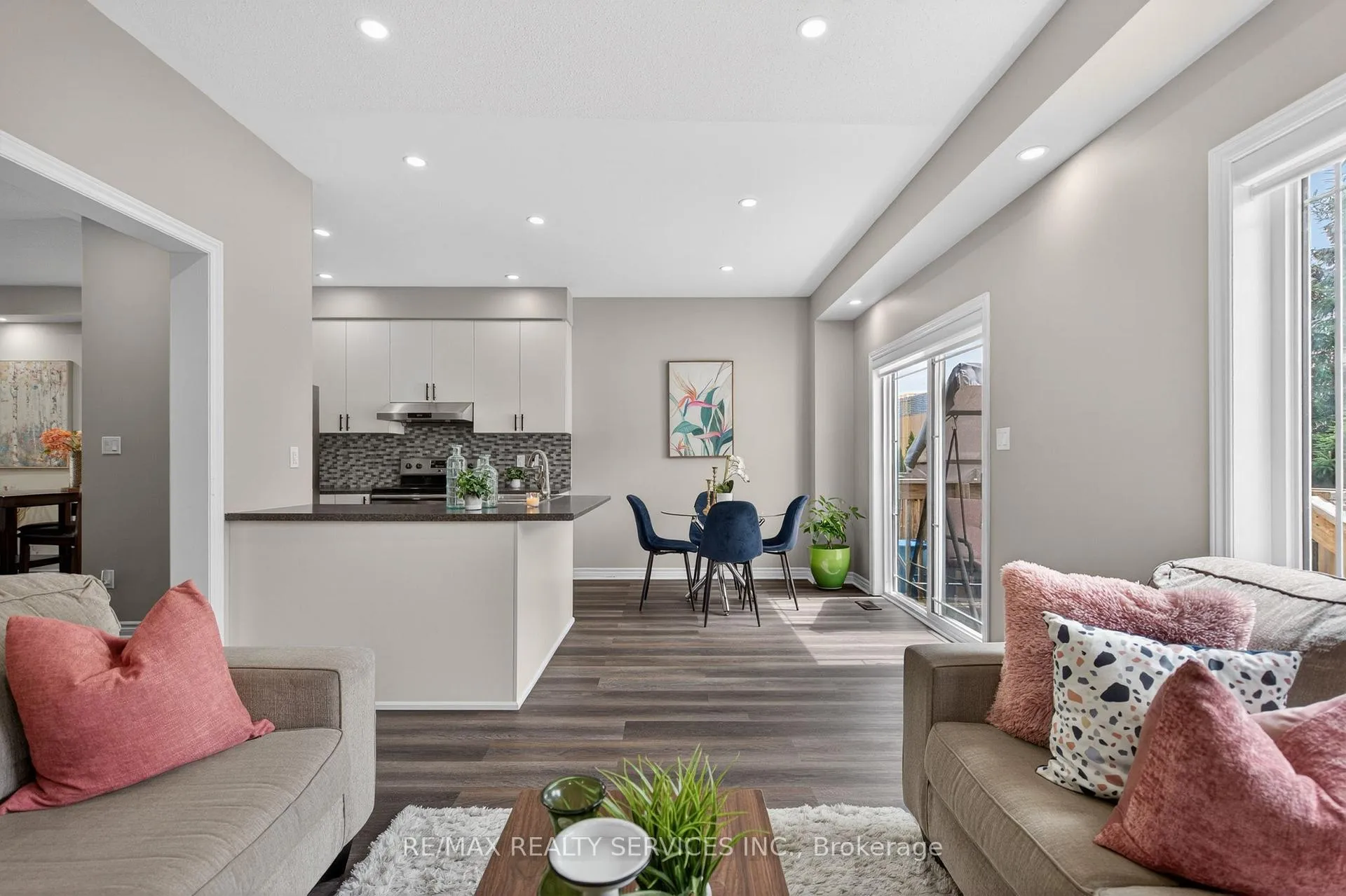Photo 19 of 69 Mantz Crescent, Whitby, Taunton North — HOMEH