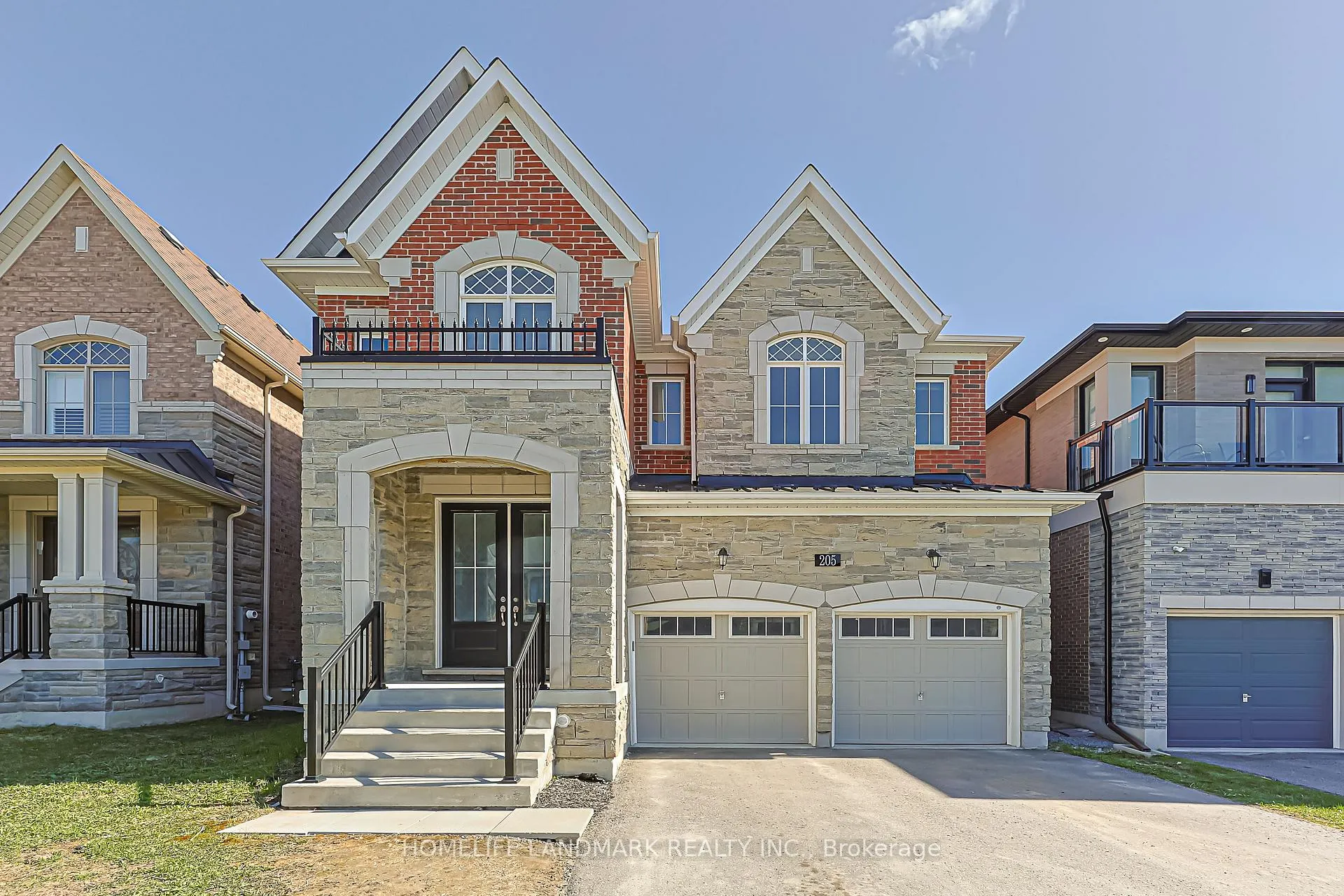 Photo 1 of 205 Conklin Crescent, Aurora, Rural Aurora — HOMEH