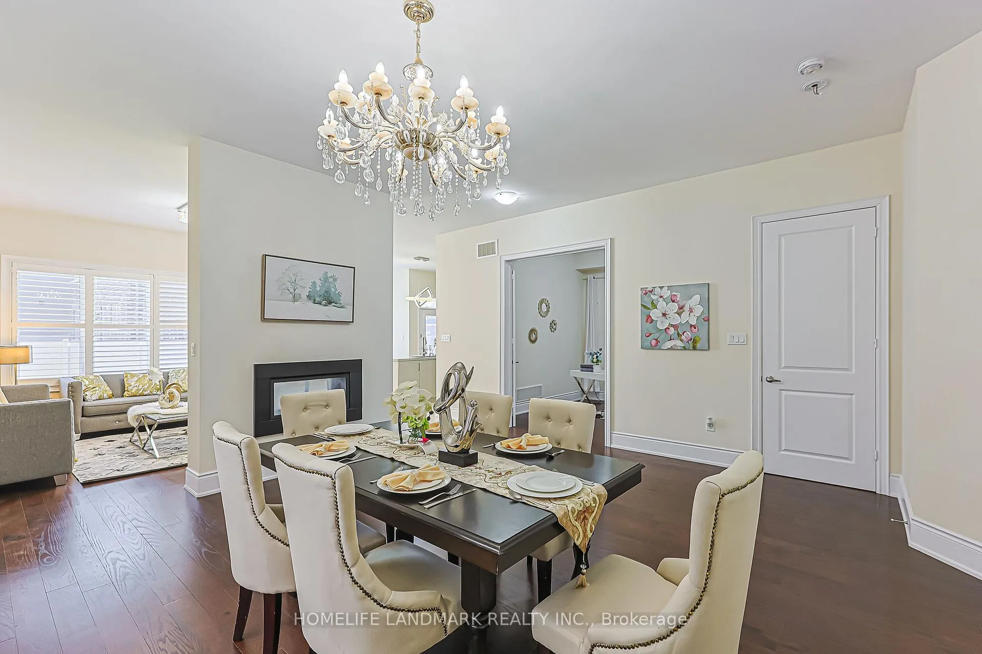 Photo 7 of 205 Conklin Crescent, Aurora, Rural Aurora — HOMEH