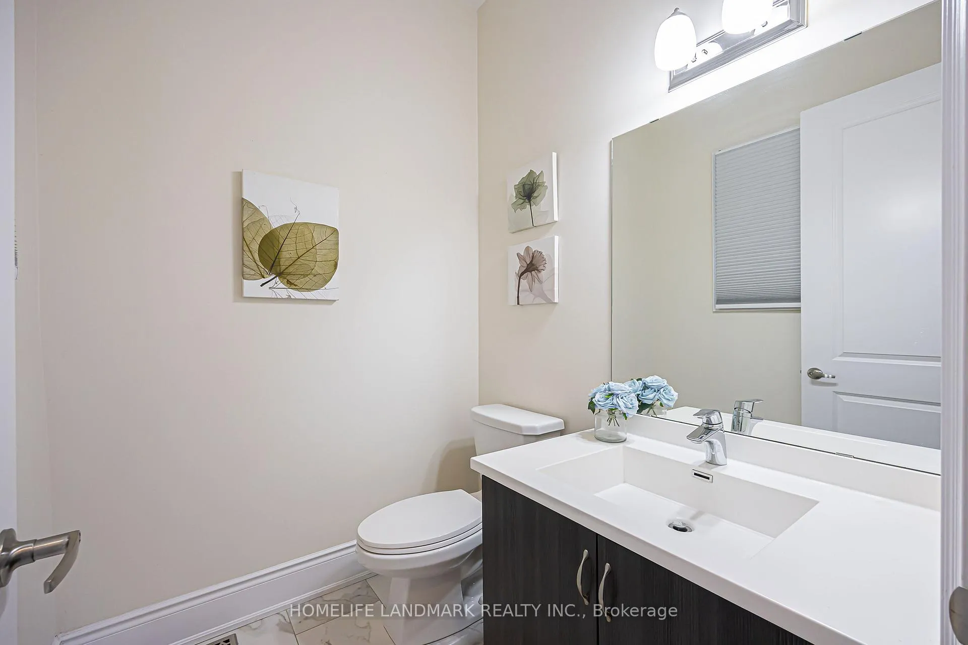 Photo 18 of 205 Conklin Crescent, Aurora, Rural Aurora — HOMEH