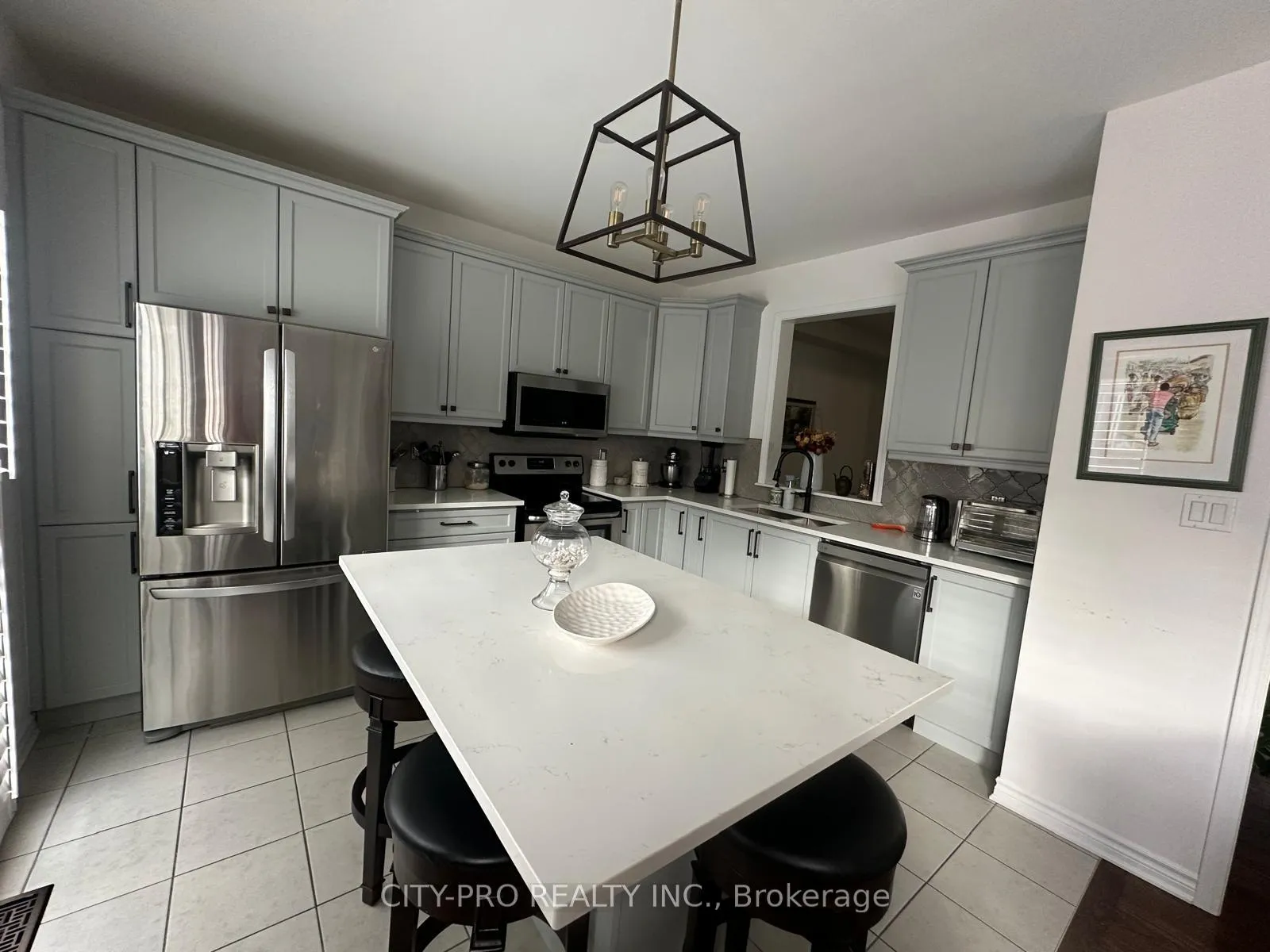 Photo 3 of 439 Etheridge Avenue, Milton, Ford — HOMEH