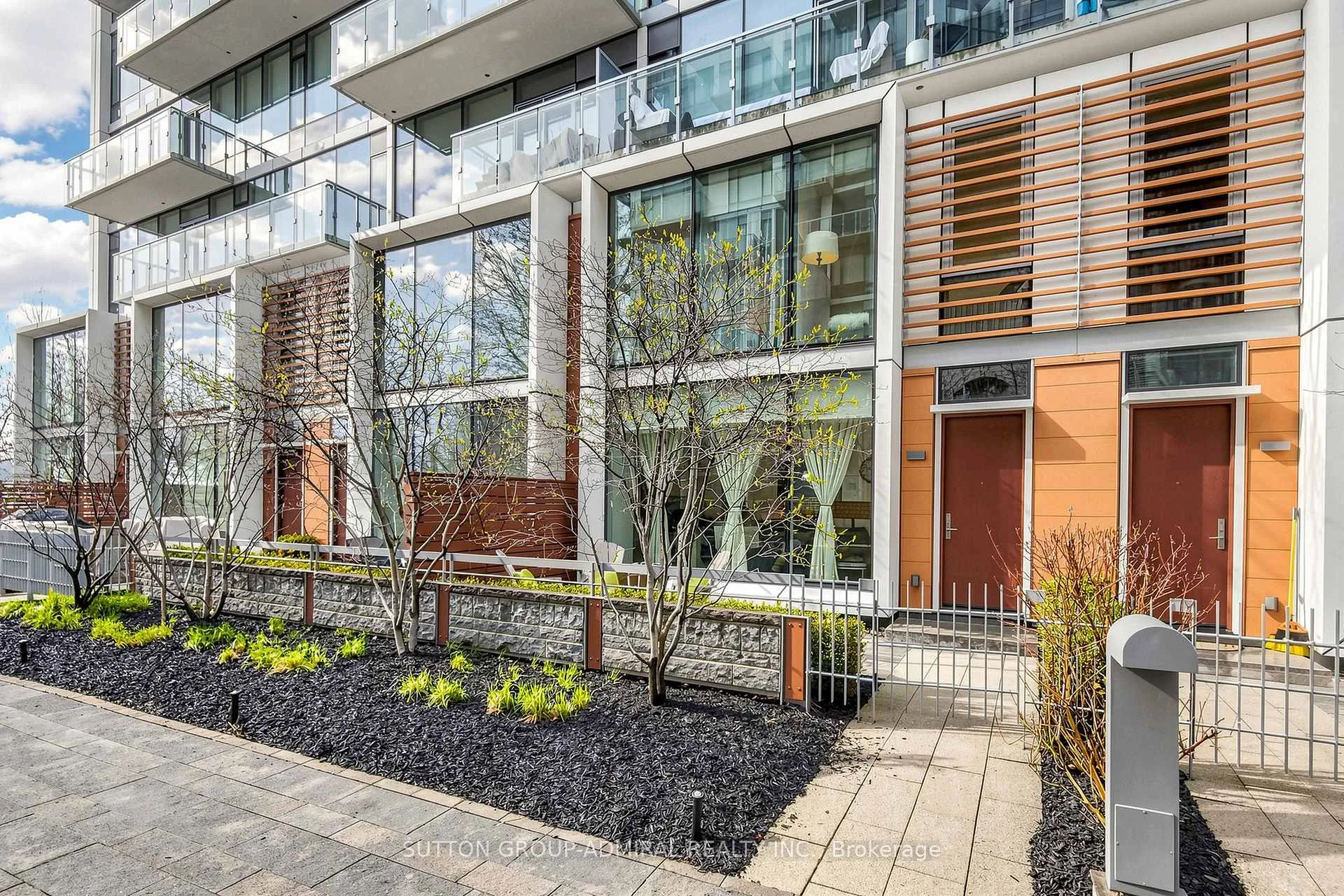 Photo 1 of Unit TH115, 39 Queens Quay E, Toronto, Waterfront Communities — HOMEH