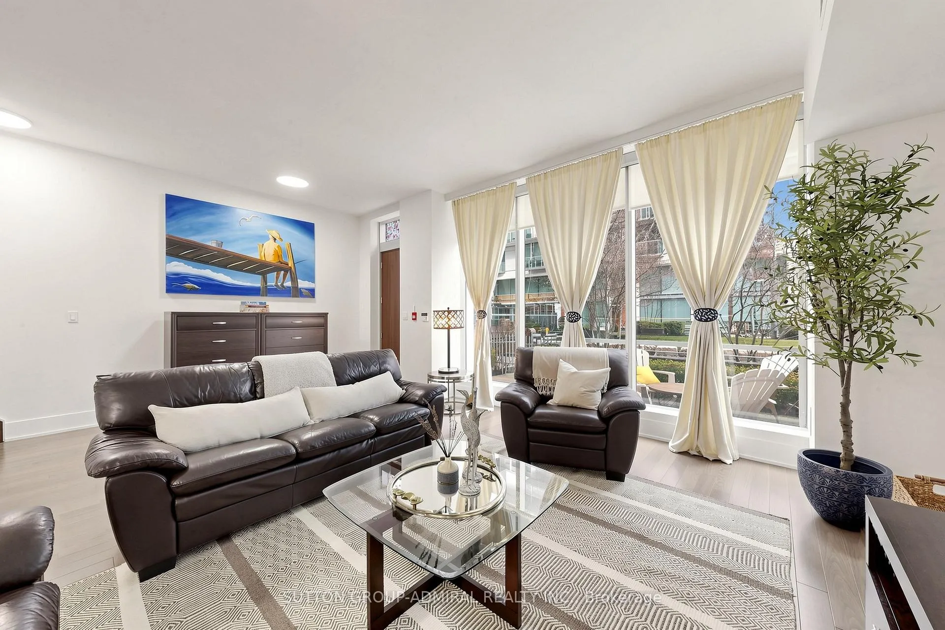 Photo 5 of Unit TH115, 39 Queens Quay E, Toronto, Waterfront Communities — HOMEH