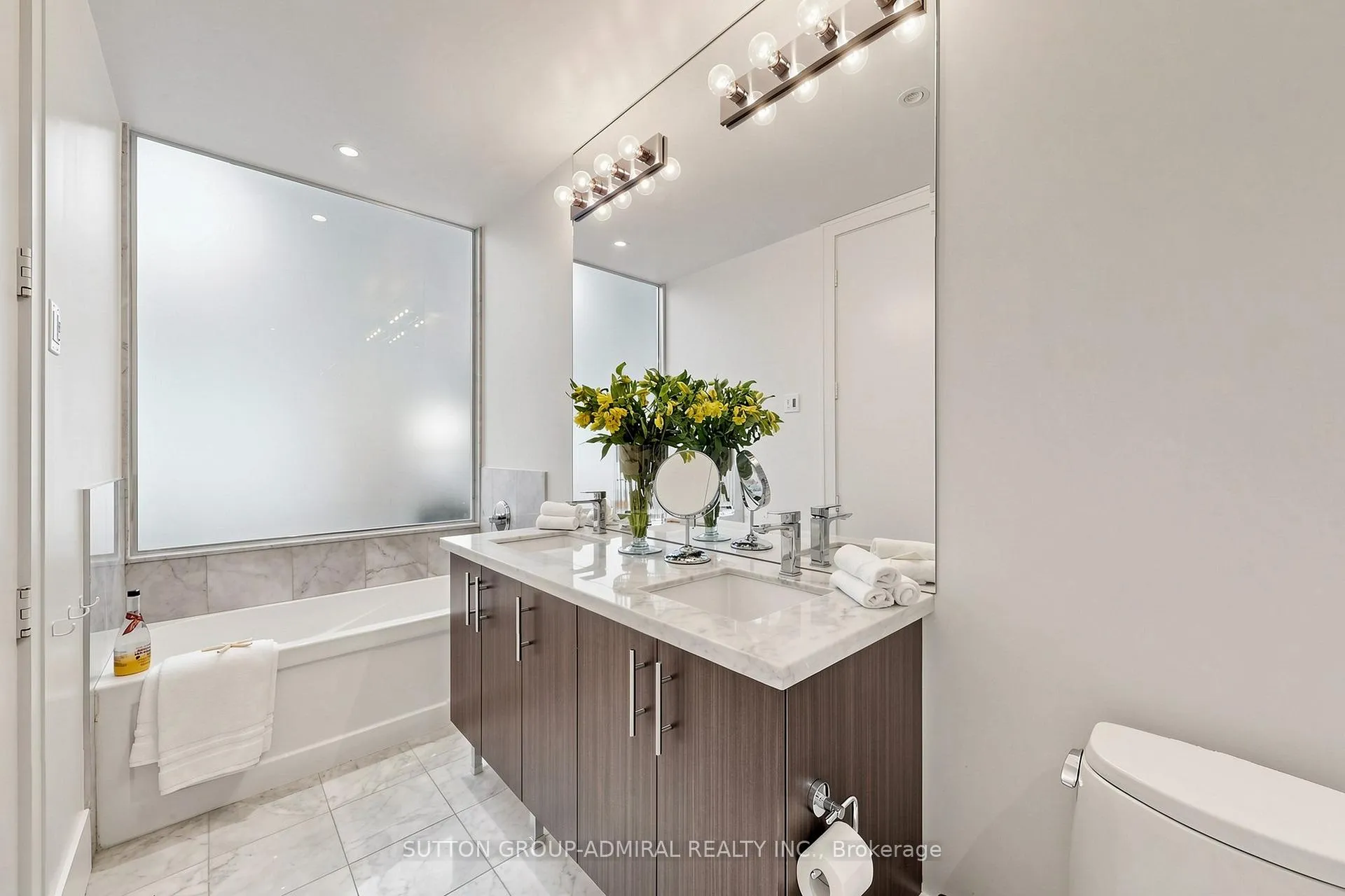 Photo 27 of Unit TH115, 39 Queens Quay E, Toronto, Waterfront Communities — HOMEH