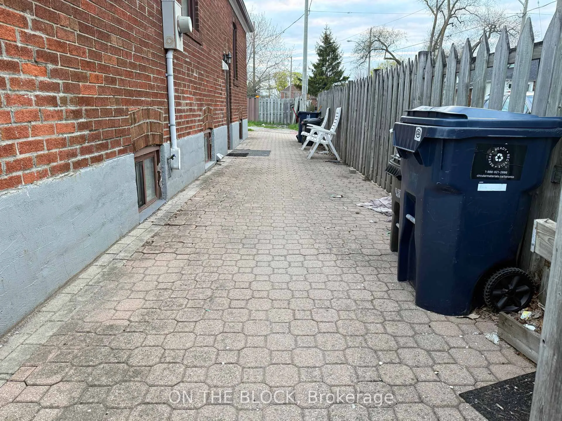 Photo 8 of 216 Donlands Avenue, Toronto, Danforth Village-East York — HOMEH