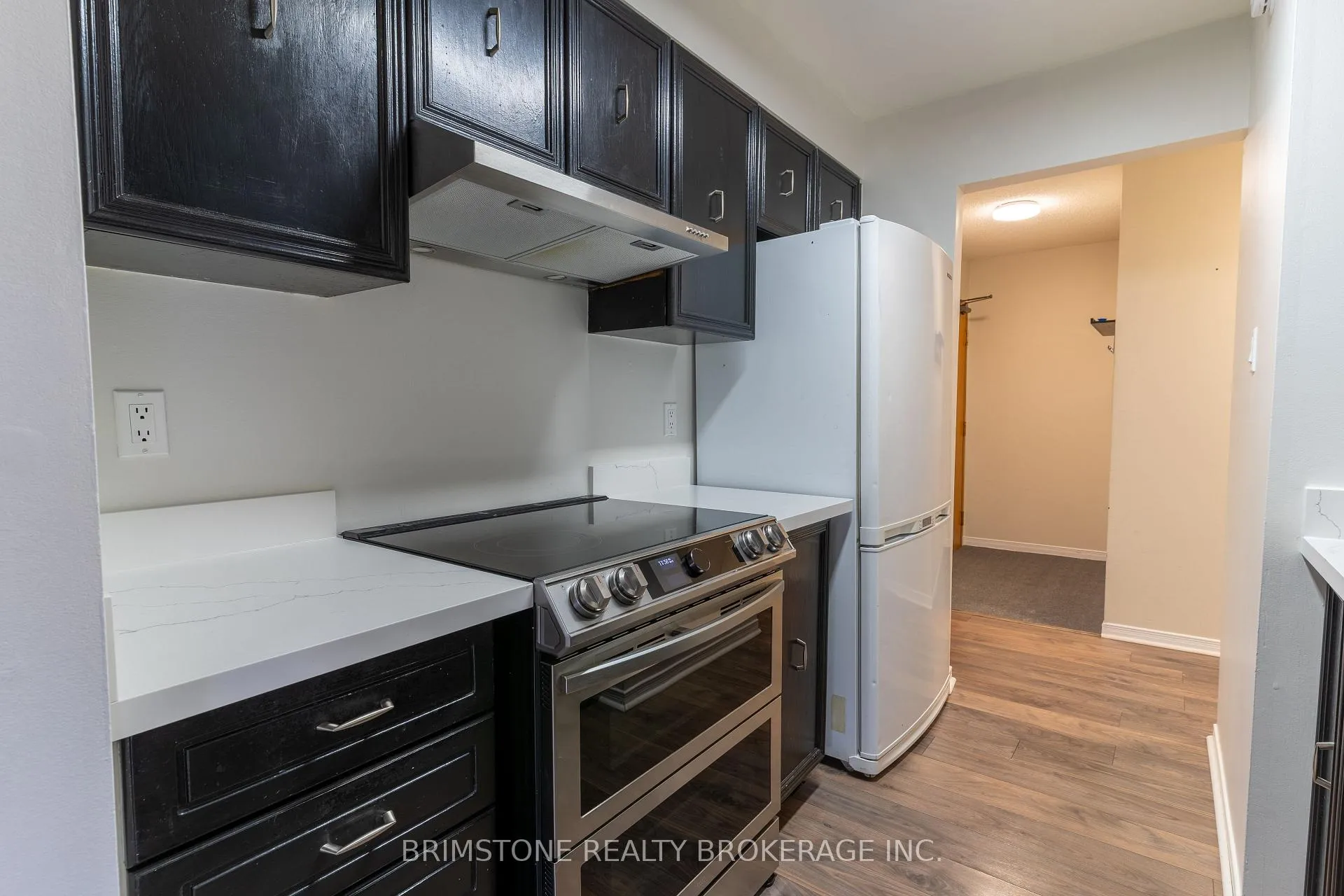Photo 6 of Unit 312, 1 Quail Crescent, Barrie, Ardagh — HOMEH