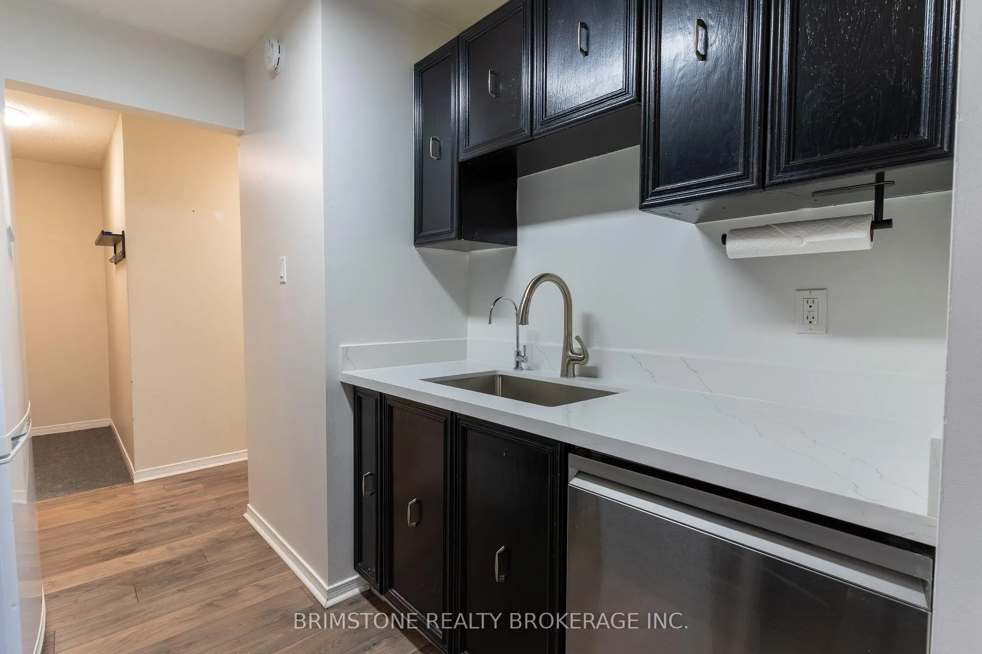 Photo 7 of Unit 312, 1 Quail Crescent, Barrie, Ardagh — HOMEH