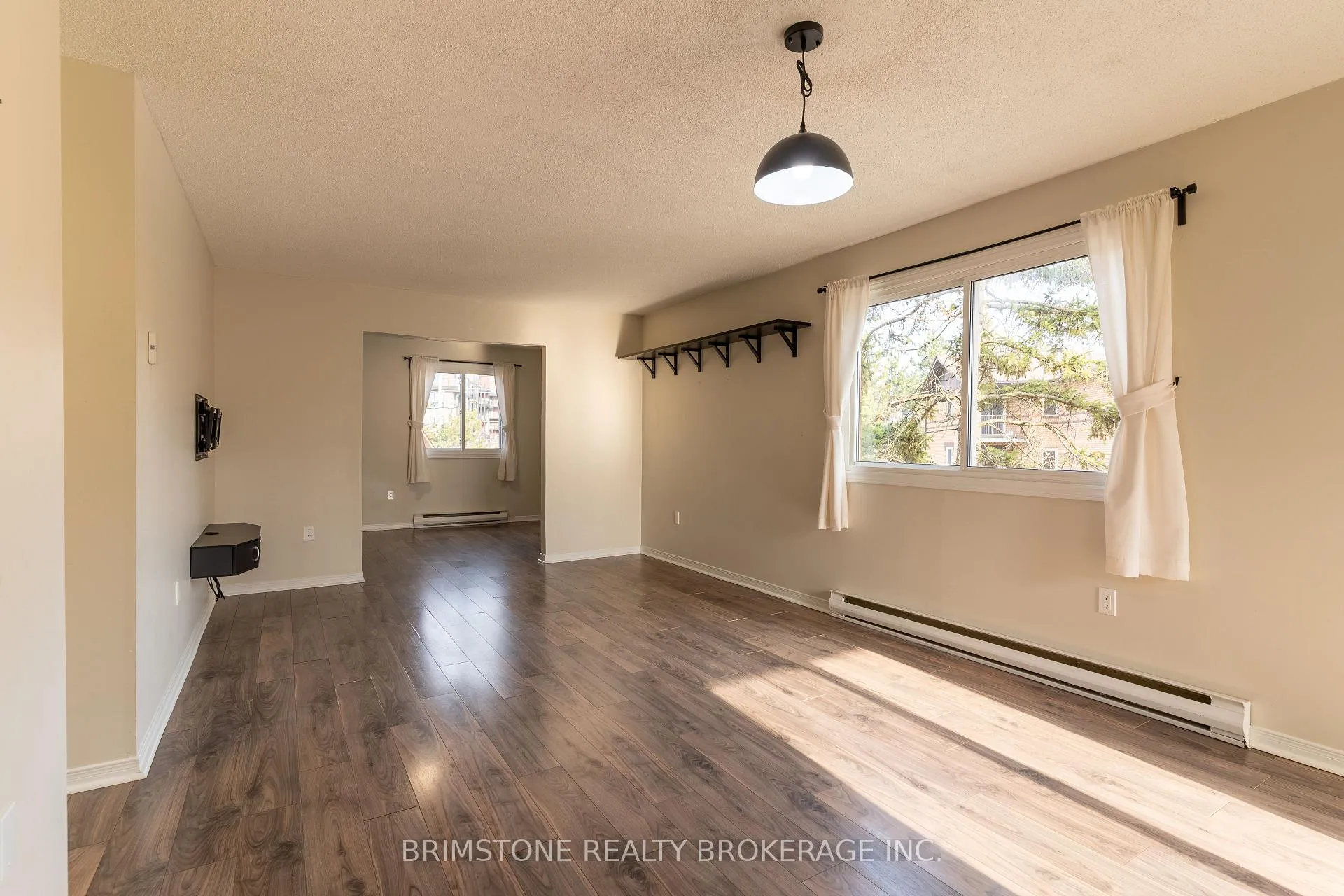 Photo 8 of Unit 312, 1 Quail Crescent, Barrie, Ardagh — HOMEH