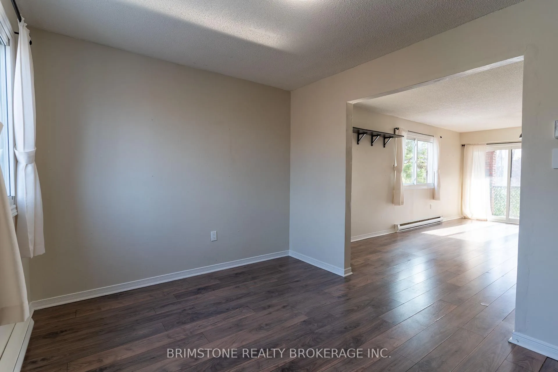 Photo 11 of Unit 312, 1 Quail Crescent, Barrie, Ardagh — HOMEH