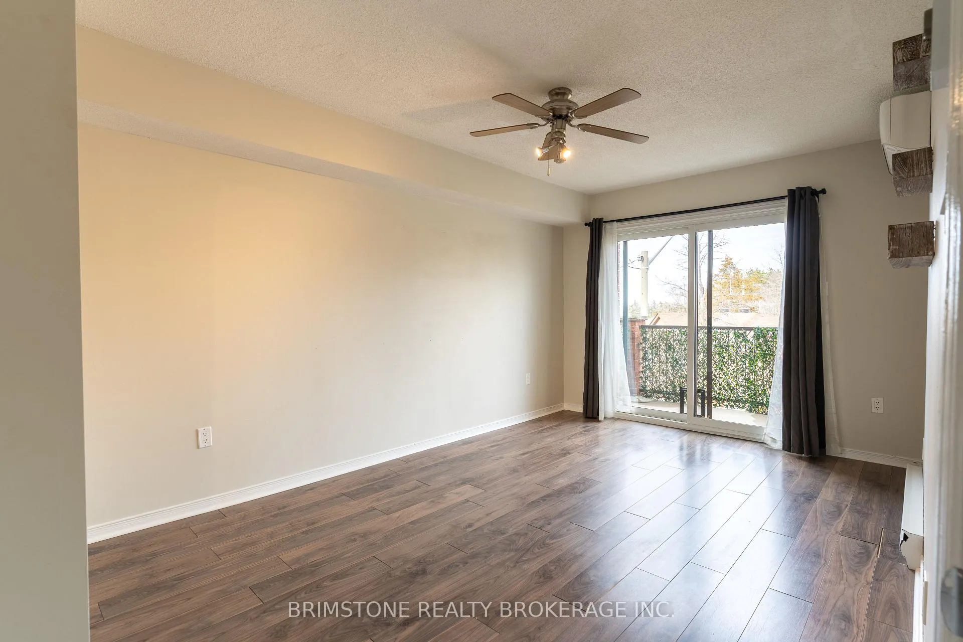 Photo 15 of Unit 312, 1 Quail Crescent, Barrie, Ardagh — HOMEH