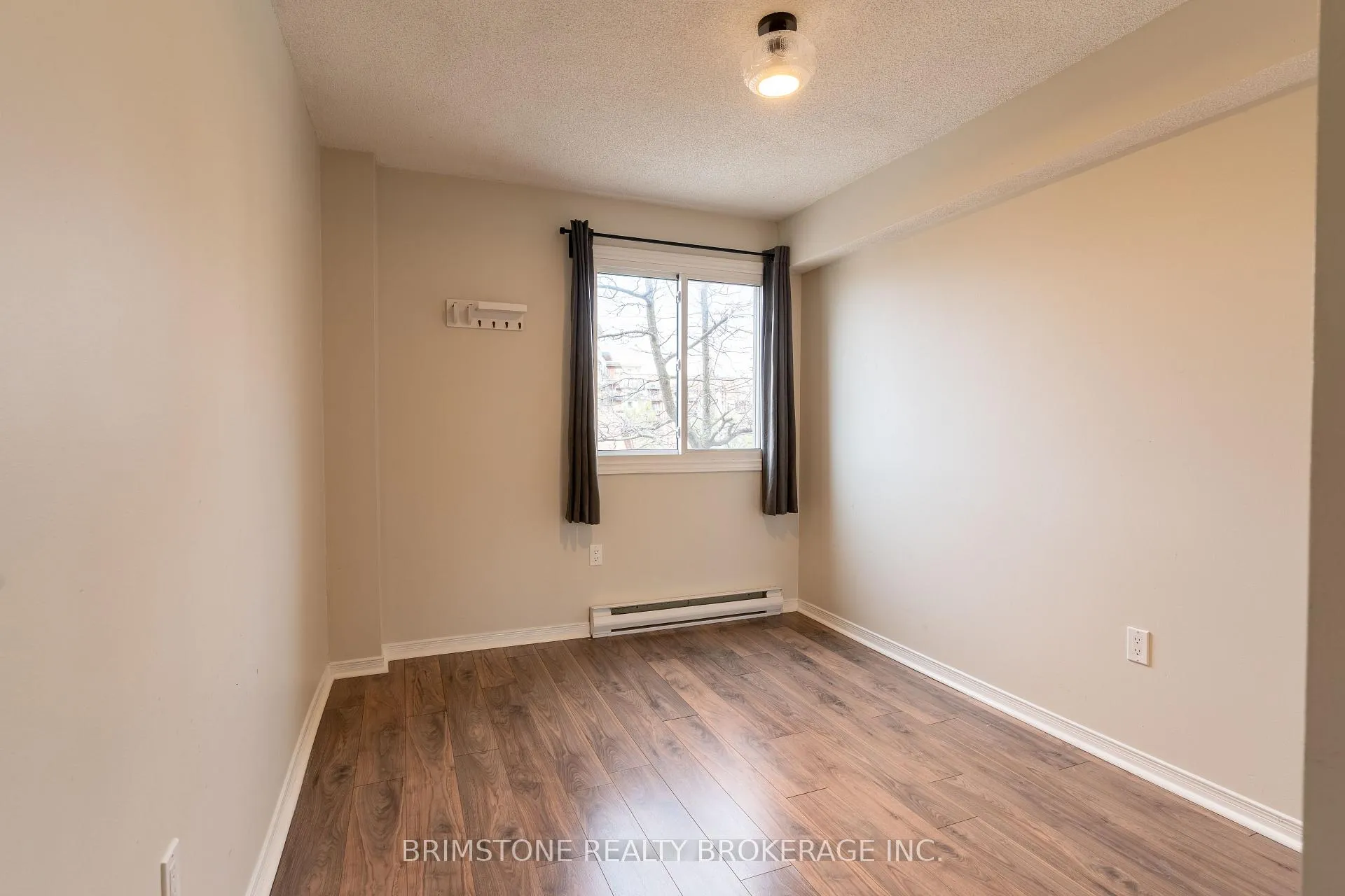 Photo 18 of Unit 312, 1 Quail Crescent, Barrie, Ardagh — HOMEH