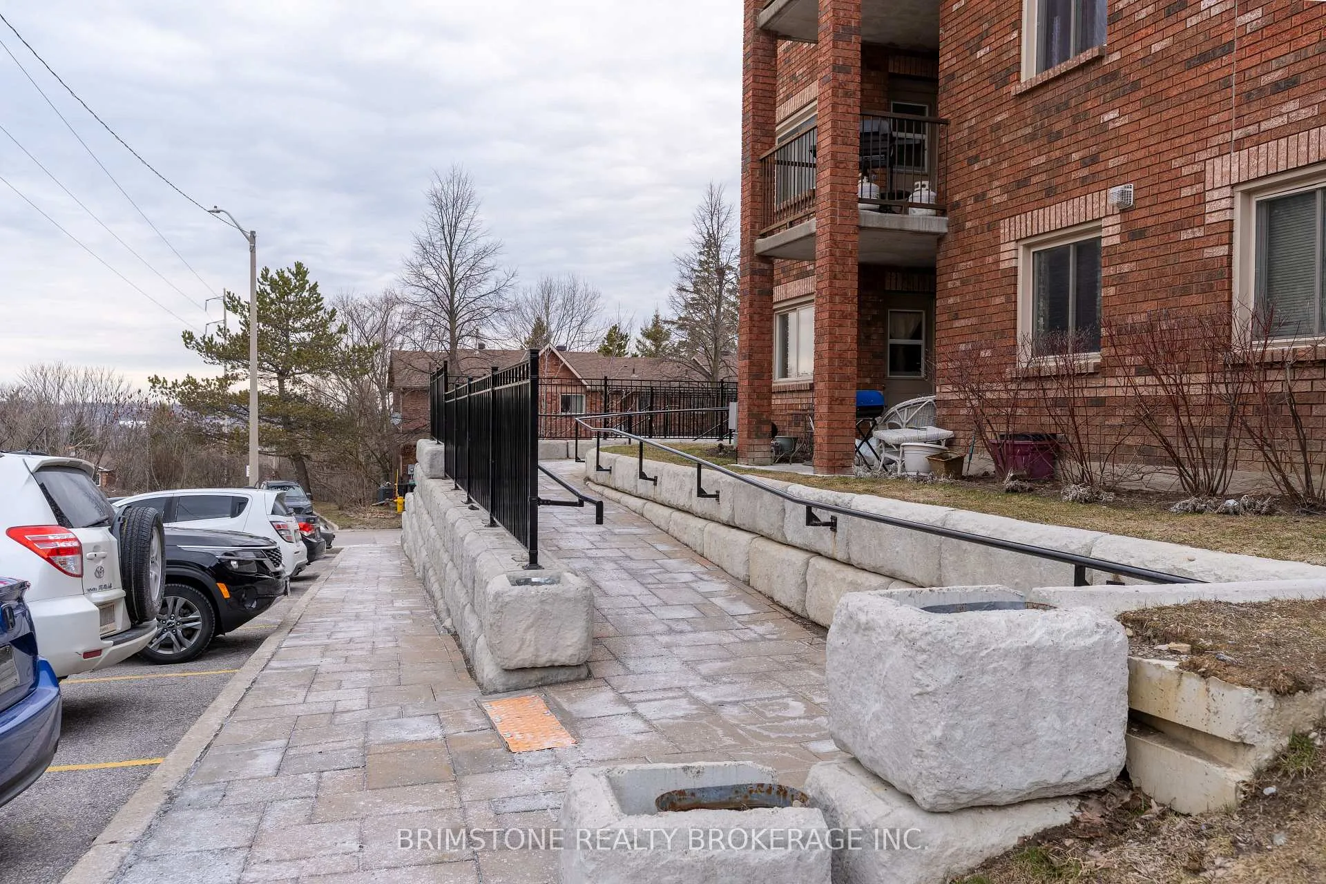 Photo 25 of Unit 312, 1 Quail Crescent, Barrie, Ardagh — HOMEH