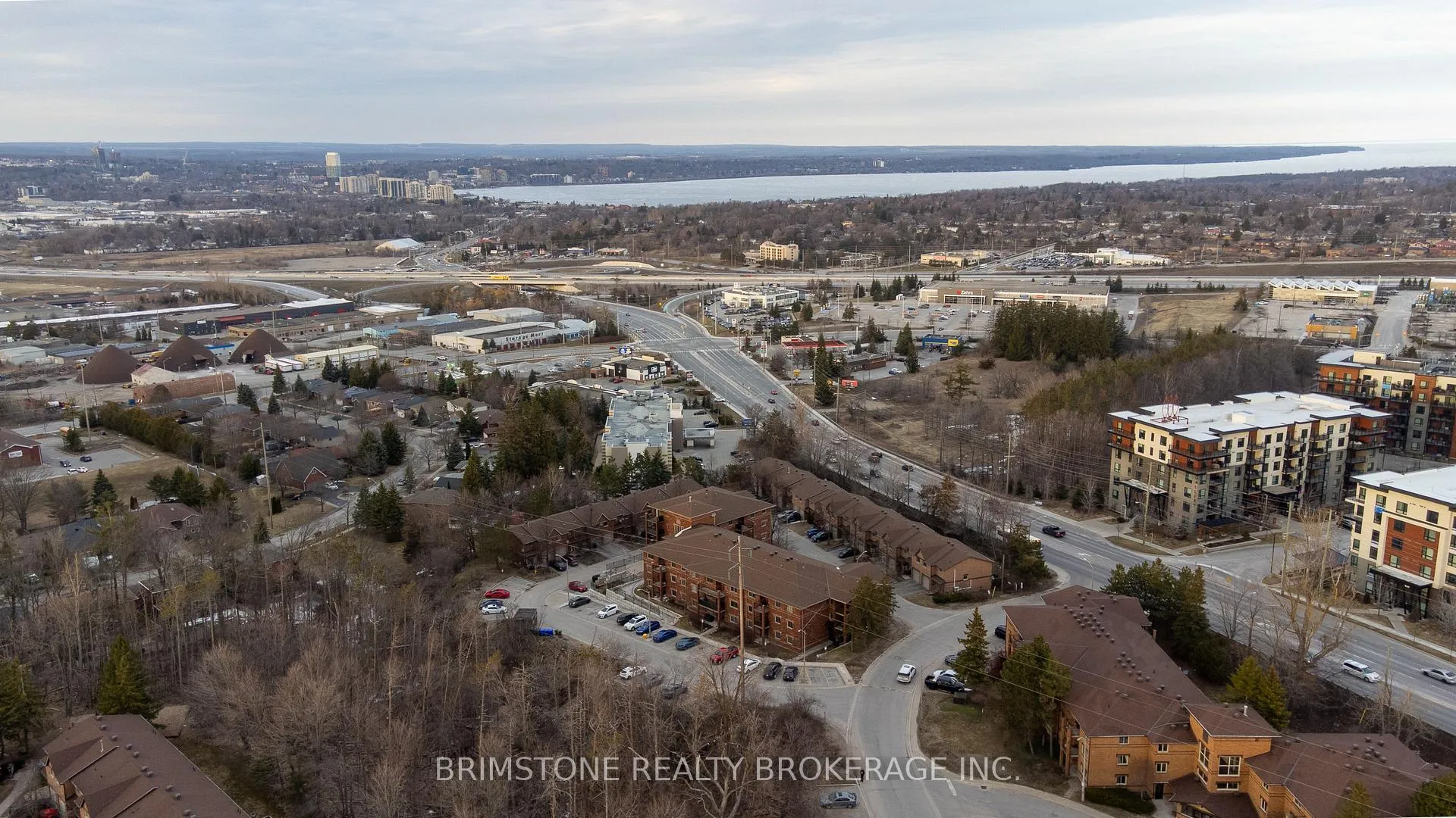 Photo 27 of Unit 312, 1 Quail Crescent, Barrie, Ardagh — HOMEH