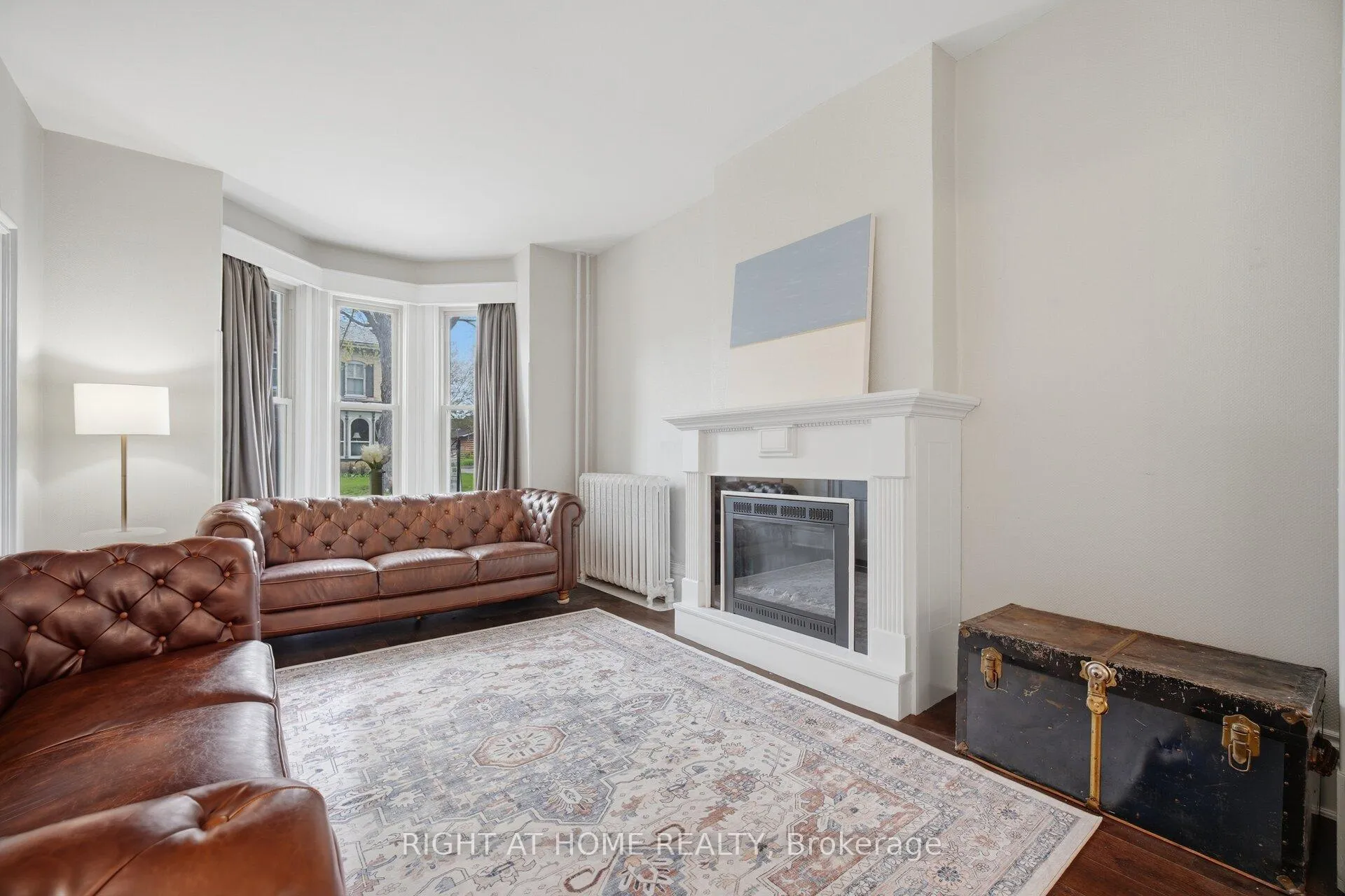 Photo 7 of 56 Chestnut Avenue, Brantford — HOMEH