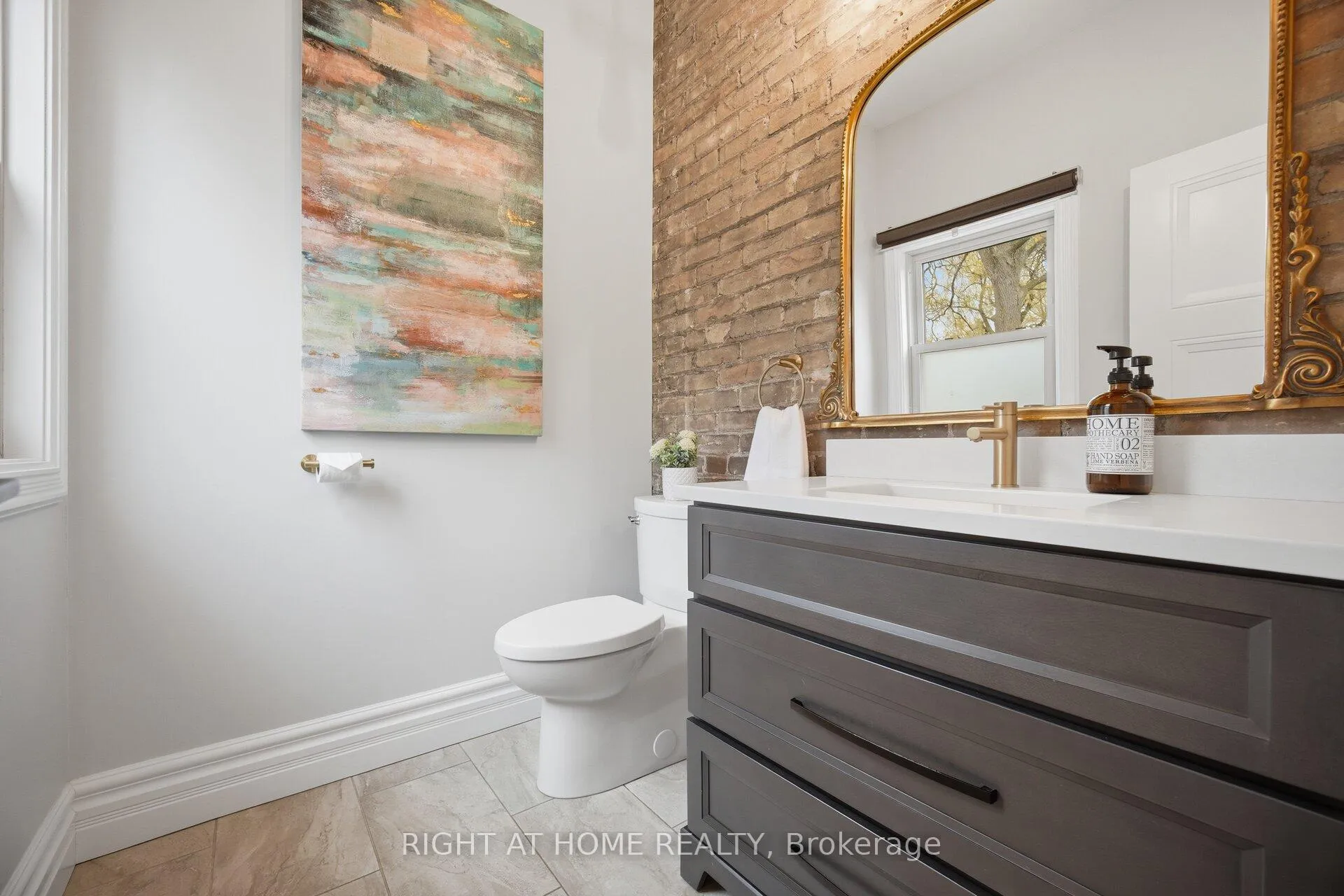 Photo 25 of 56 Chestnut Avenue, Brantford — HOMEH