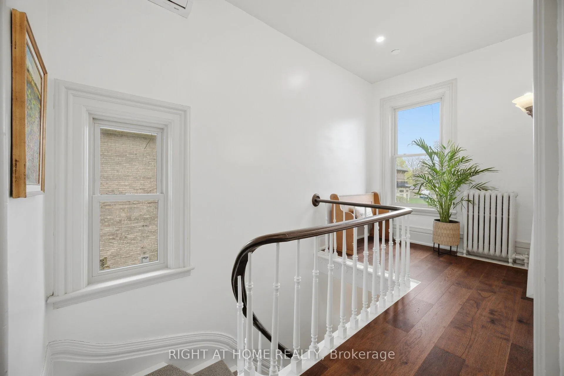 Photo 29 of 56 Chestnut Avenue, Brantford — HOMEH