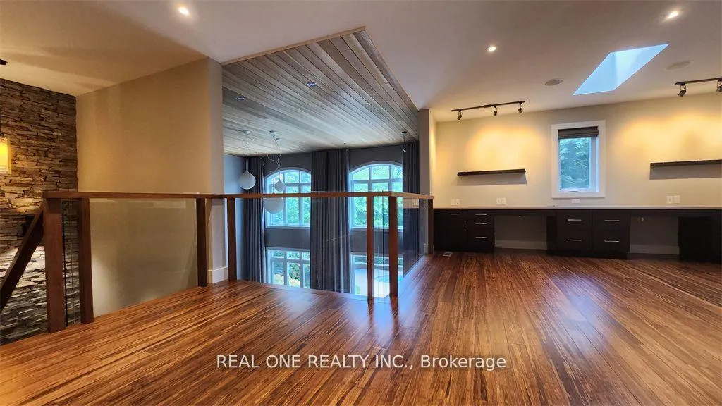 Photo 11 of 531 Jeanette Drive, Oakville, West — HOMEH