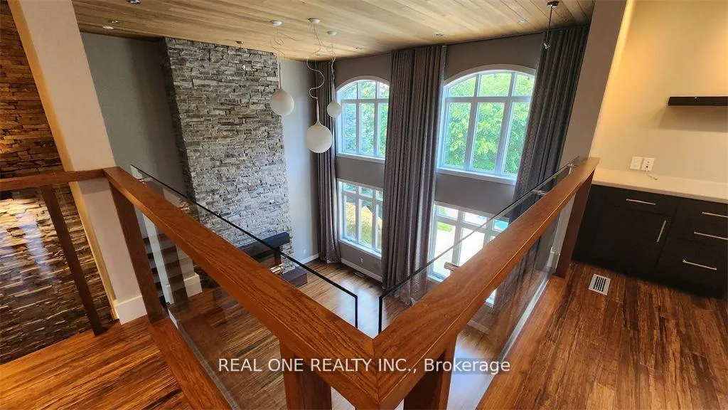 Photo 12 of 531 Jeanette Drive, Oakville, West — HOMEH