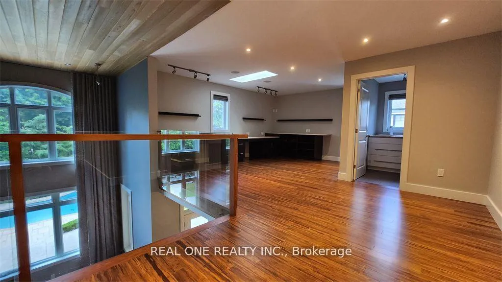 Photo 14 of 531 Jeanette Drive, Oakville, West — HOMEH
