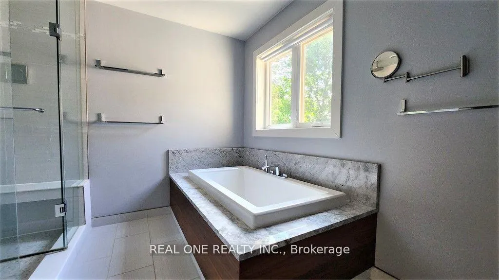 Photo 17 of 531 Jeanette Drive, Oakville, West — HOMEH